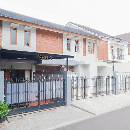 ג'קרטה Oyo 2196 Ss Homes מראה חיצוני תמונה