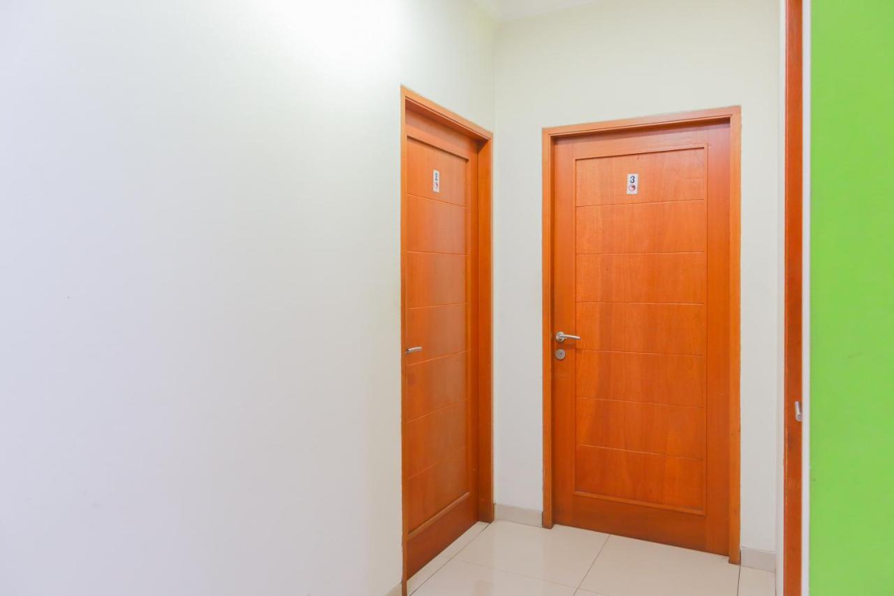 ג'קרטה Oyo 2196 Ss Homes מראה חיצוני תמונה